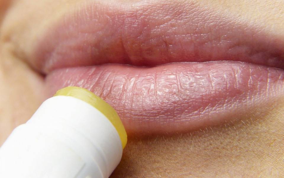 rejuvaderm tips healing dry chapped lips 210515094741